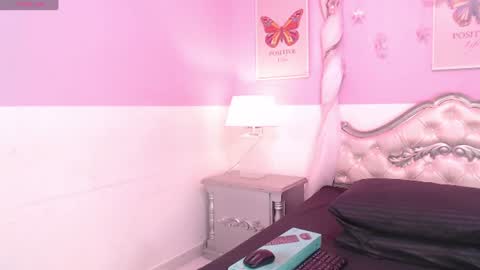 Tania Pierce online show from July 2026 11:58:02 AM