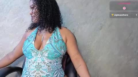 Snapshot of tanisha__lux chatting on May 2026 03:36:01 AM Tanisha online show from May 2026 03:36:01 AM