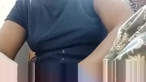 Snapshot of taniya_roy4628 chatting on May 2026 03:01:02 AM taniya_roy4628 online show from May 2026 03:01:02 AM