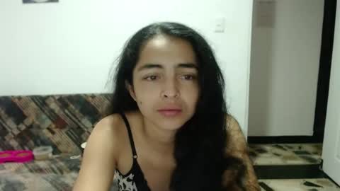 Snapshot of tantricroots chatting on May 2026 12:23:02 PM Angeline Follow online show from May 2026 12:23:02 PM
