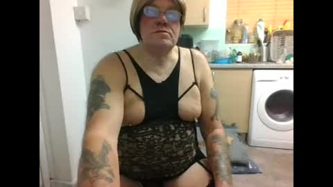 Snapshot of tanya_sissie_somerset chatting on December 2024 11:06:02 PM tanya_sissie_somerset online show from December 2024 11:06:02 PM