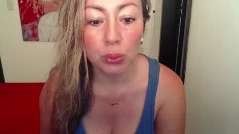 Christmas online show from June 2026 11:28:01 PM