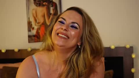 TanyaJade online show from October 2025 07:47:02 PM