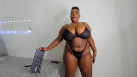 Tanysha 030 online show from November 2025 01:10:01 PM