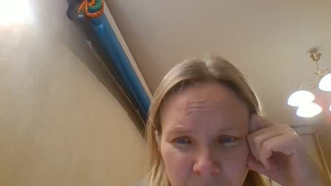 tanystar online show from December 2025 02:37:02 PM