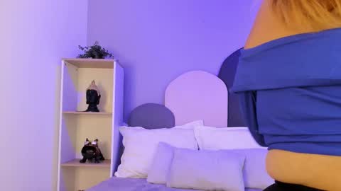 taracarsonn online show from March 2026 11:30:02 PM