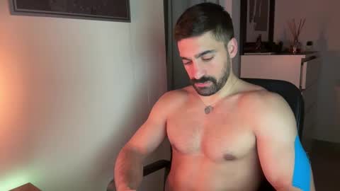 tarquit8 online show from February 2026 09:30:02 PM