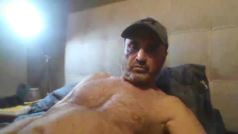 Snapshot of tarzeny77 chatting on October 2025 10:21:01 PM tarzeny77 online show from October 2025 10:21:01 PM