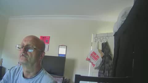 Snapshot of taslicks0739 chatting on October 2025 01:20:02 PM Tas online show from October 2025 01:20:02 PM
