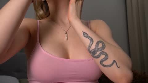 Im Sabrina NEXT LIVE  Tuesday online show from February 2026 04:15:02 PM