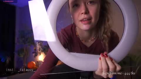 Snapshot of tatacoy chatting on November 2025 11:14:01 AM TataCoy online show from November 2025 11:14:01 AM