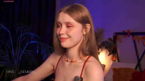 Snapshot of tatacoy chatting on November 2025 01:55:01 PM TataCoy online show from November 2025 01:55:01 PM