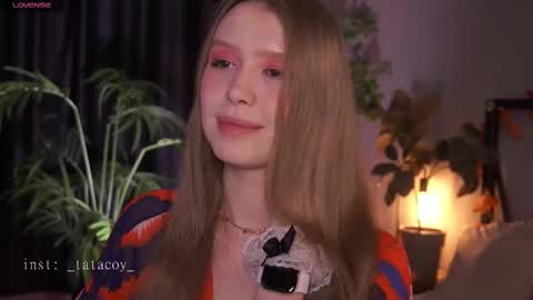 Snapshot of tatacoy chatting on November 2025 02:38:01 PM TataCoy online show from November 2025 02:38:01 PM