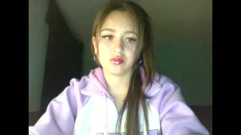 Tatti online show from October 2025 07:41:01 AM