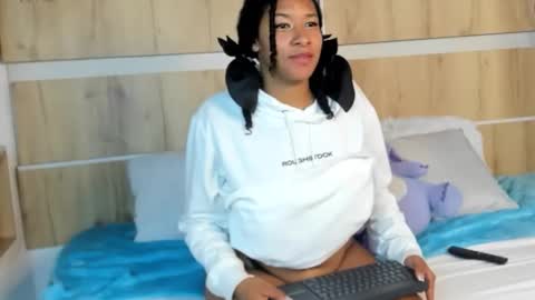 Snapshot of tattaonix chatting on September 2025 06:48:02 AM Tattaonix online show from September 2025 06:48:02 AM