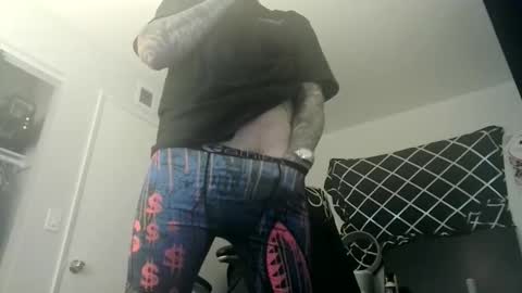 Snapshot of tattednblonde chatting on November 2025 02:40:02 PM tattednblonde online show from November 2025 02:40:02 PM