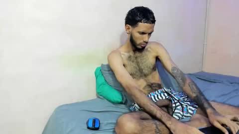 Snapshot of tatto_destroyer chatting on April 2026 12:46:02 AM Fernando online show from April 2026 12:46:02 AM