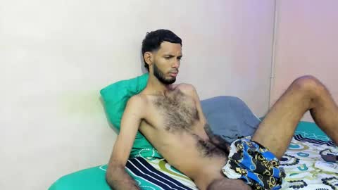 Snapshot of tatto_destroyer chatting on April 2026 02:01:01 PM Fernando online show from April 2026 02:01:01 PM