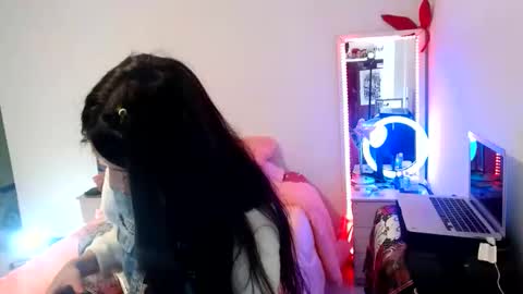 Snapshot of tatto_smoke_couple chatting on February 2026 02:37:02 AM tatto_smoke_couple online show from February 2026 02:37:02 AM