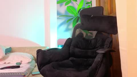 tattokoi online show from December 2025 01:36:01 AM