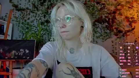 Snapshot of tattoo_artbaby chatting on July 2026 04:42:01 AM tattoo_artbaby online show from July 2026 04:42:01 AM