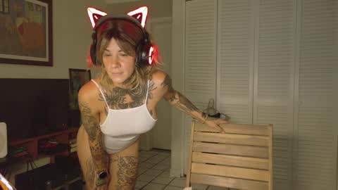 Snapshot of tattooed_natalia chatting on January 2025 12:49:01 PM Natalia 3 online show from January 2025 12:49:01 PM