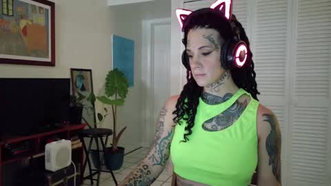 Snapshot of tattooed_natalia chatting on January 2025 02:46:02 PM Natalia 3 online show from January 2025 02:46:02 PM