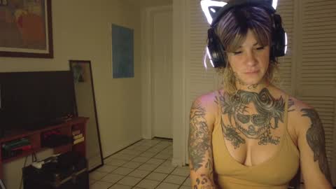 Snapshot of tattooed_natalia chatting on February 2025 09:37:01 AM Natalia 3 online show from February 2025 09:37:01 AM