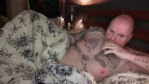 Tattooeddilf 01 online show from December 2024 01:32:01 AM