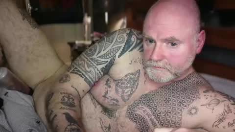 Tattooeddilf 01 online show from April 2026 10:56:02 PM