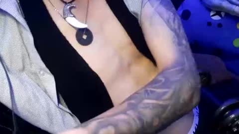 Jean pool online show from October 2025 05:21:02 AM