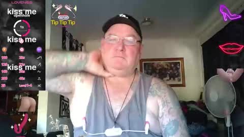 tattzsexy online show from February 2026 11:01:02 PM