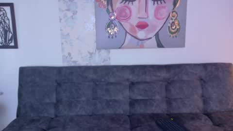 Snapshot of taty_miller chatting on May 2026 08:25:01 PM Taty Miller online show from May 2026 08:25:01 PM
