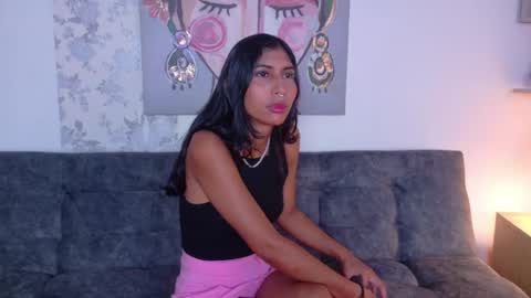Snapshot of taty_miller chatting on May 2026 08:26:02 PM Taty Miller online show from May 2026 08:26:02 PM