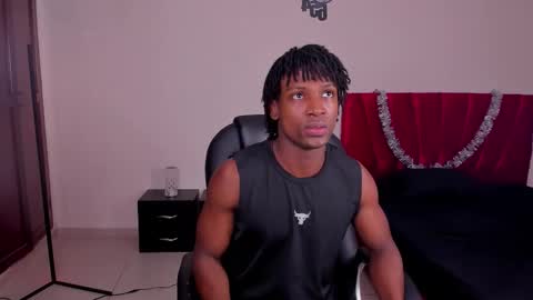 tau_montes online show from November 2025 10:00:02 PM