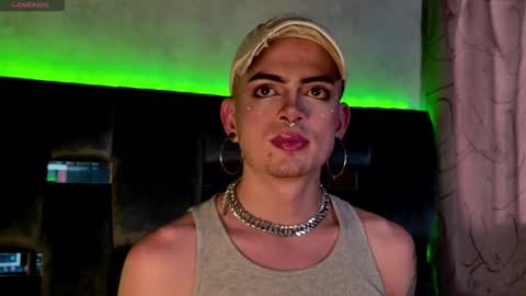 taurito___ online show from November 2025 09:15:01 PM