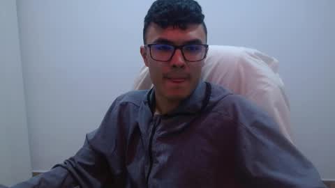 taurus4k online show from December 2024 02:04:02 AM