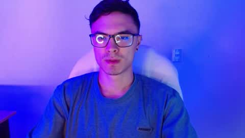 taurus4k online show from November 2025 12:31:01 AM