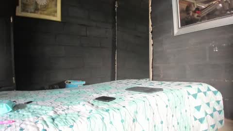  T A U R U S  online show from December 2024 07:51:01 PM