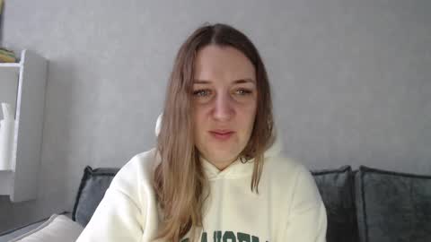 Snapshot of taxxxu chatting on December 2024 07:37:01 AM Diana online show from December 2024 07:37:01 AM