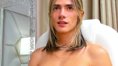 Snapshot of tayler_swift1 chatting on January 2025 06:56:01 AM tayler_swift1 online show from January 2025 06:56:01 AM