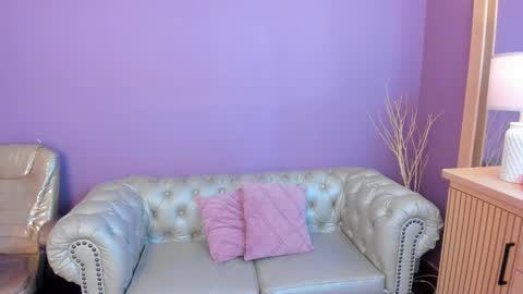 Taylor Bennet online show from September 2025 12:05:02 PM