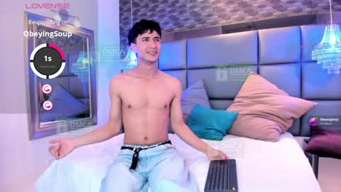 Snapshot of taylor_brooks_ chatting on April 2026 08:01:02 PM taylor_brooks_ online show from April 2026 08:01:02 PM