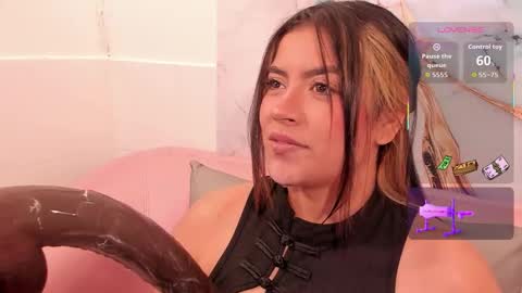 taylor_cupper_ online show from December 2025 09:13:02 PM