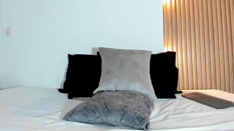 Taylor online show from September 2025 08:42:02 PM