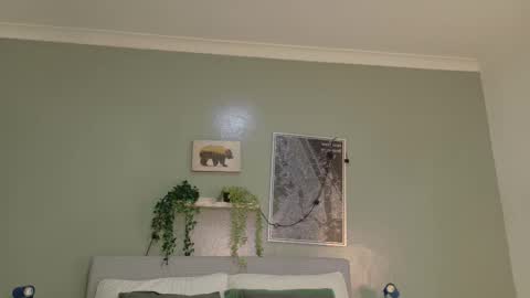 TAYLOR  online show from October 2025 11:44:02 AM