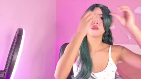 TAYLOR  online show from November 2025 11:32:02 AM