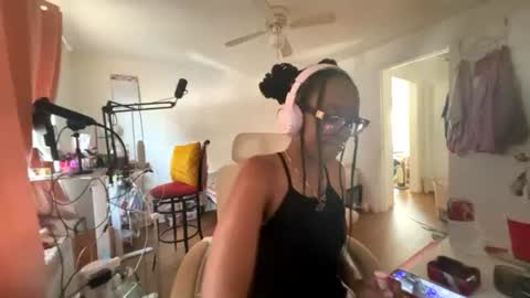 Snapshot of taylorsosweets chatting on August 2026 09:29:02 PM Taylor online show from August 2026 09:29:02 PM