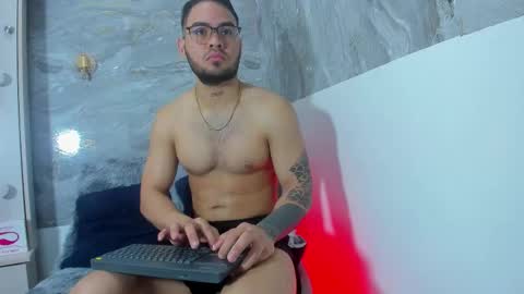 TAYLOR AND TAYLER online show from January 2026 02:44:01 PM