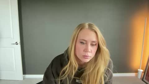 Taylor Rae online show from February 2026 12:26:02 AM